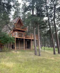 Black Hills Peaceful Chalet