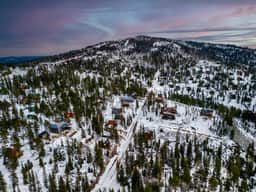 Dakota Sunset Lodge